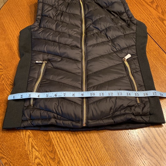 🎉HP🎉Snobbish Womens Puffer Vest M NWT - Picture 10 of 15